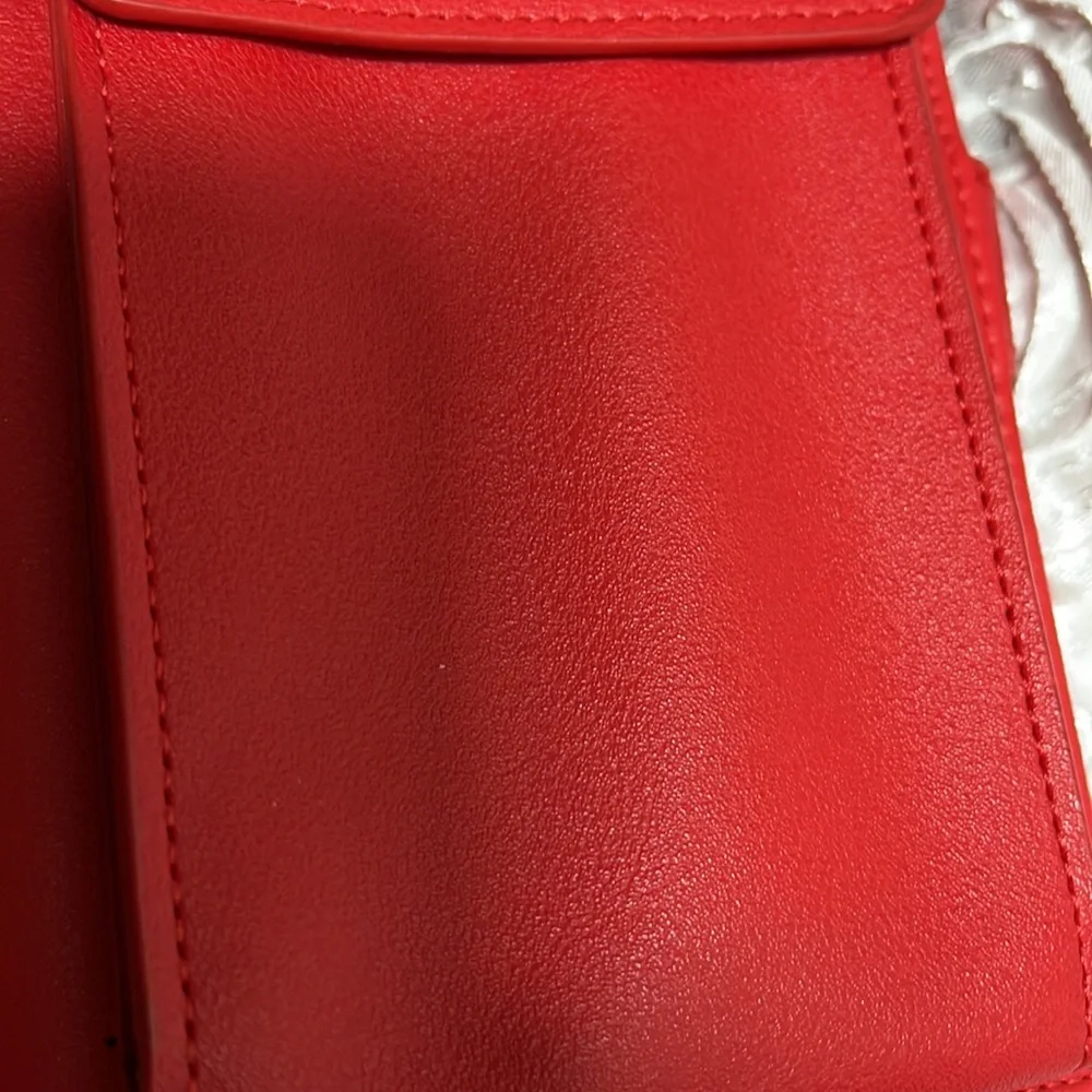 Steve Madden phone case/wallet crossbody